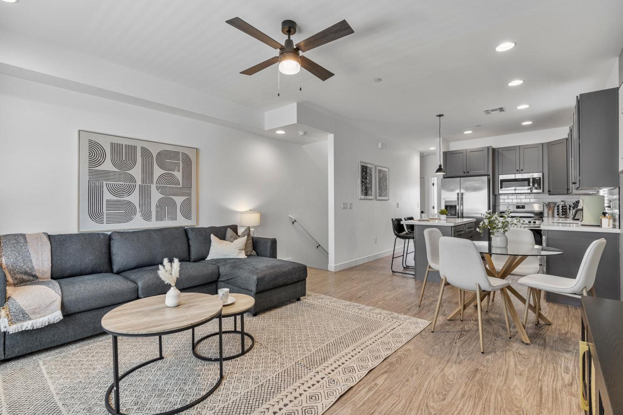 Stylish By Zenia - & Cozy Escape Holiday home Phoenix